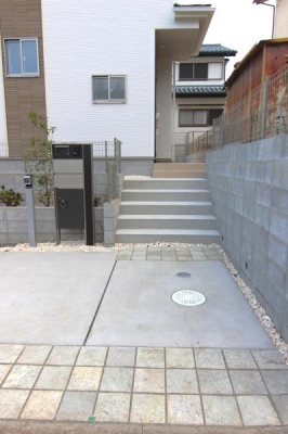 �����s�����q�s�k���1���ڂ̐V�z��ˌ��Ă̂��̑����n