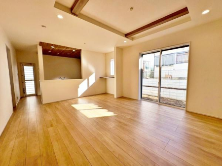 �����s�����q�s�k���1���ڂ̐V�z��ˌ��Ẵ��r���O