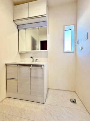 �����s�����q�s�k���1���ڂ̐V�z��ˌ��Ă̐��ʑ�E���ʏ�