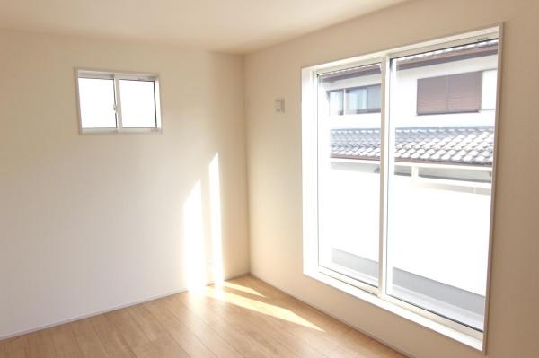 �����s�����q�s�k���1���ڂ̐V�z��ˌ��Ă̗m��