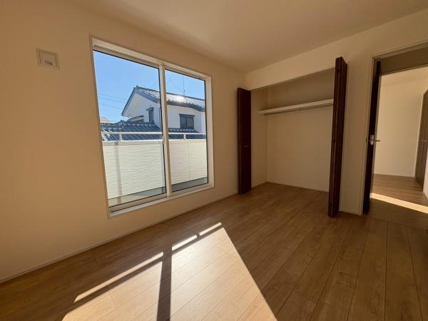 �����s�����q�s�k���1���ڂ̐V�z��ˌ��Ă̗m��