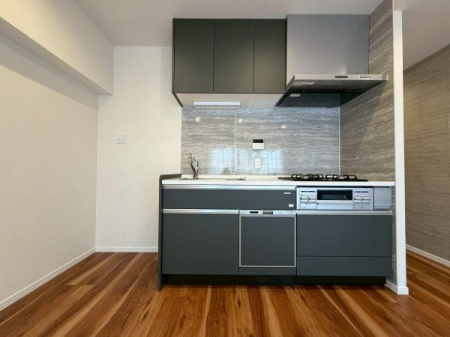 �����s�����扺�����2���ڂ̒��Ã}���V�����̃L�b�`��