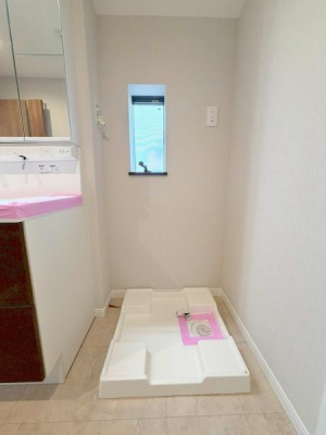 �����s�����揼��1���ڂ̒��È�ˌ��Ă̐��ʑ�E���ʏ�