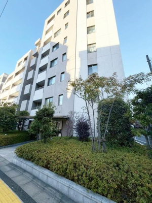 ������l�c�R4���ڂ̒��Ã}���V�����̌��n�O�ώʐ^