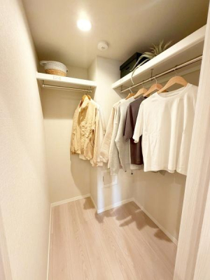 �����s������l�c�R4���ڂ̒��Ã}���V�����̎��[