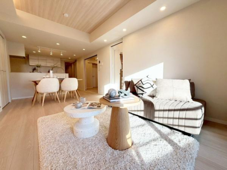 �����s������l�c�R4���ڂ̒��Ã}���V�����̃��r���O