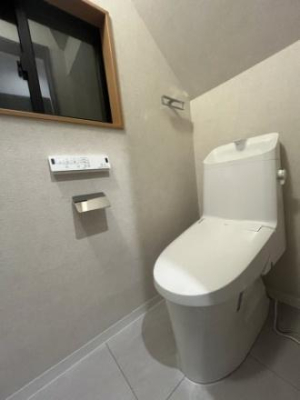 �����s������쉬�E2���ڂ̒��È�ˌ��Ẵg�C��