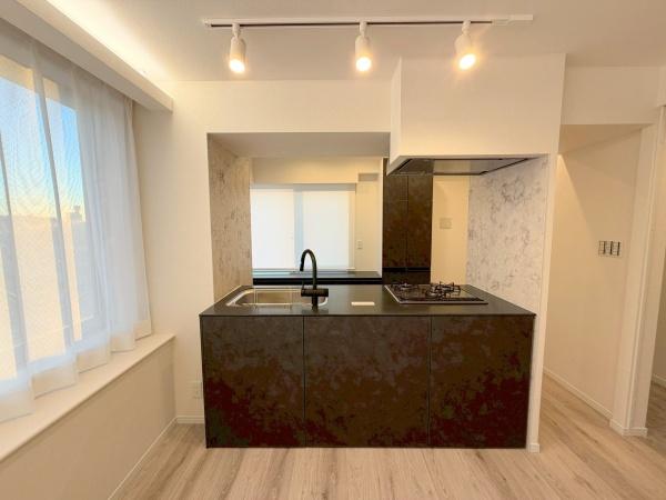 �����s������i��2���ڂ̒��Ã}���V�����̃L�b�`��