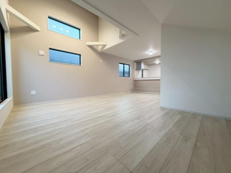 �����s�����搬�c��2���ڂ̐V�z��ˌ��Ẵ��r���O