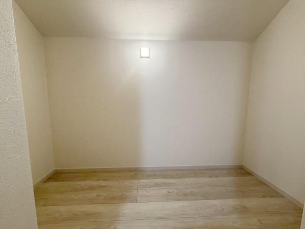 �����s�����搬�c��2���ڂ̐V�z��ˌ��Ă̎��[