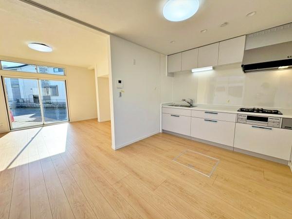 �����s�����q�s�z�K���̒��È�ˌ��Ẵ��r���O