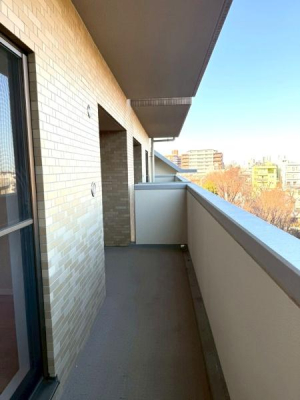 �����s�����捂��˓�3���ڂ̒��Ã}���V�����̃o���R�j�[