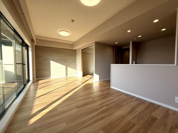 �����s�����捂��˓�3���ڂ̒��Ã}���V�����̃��r���O