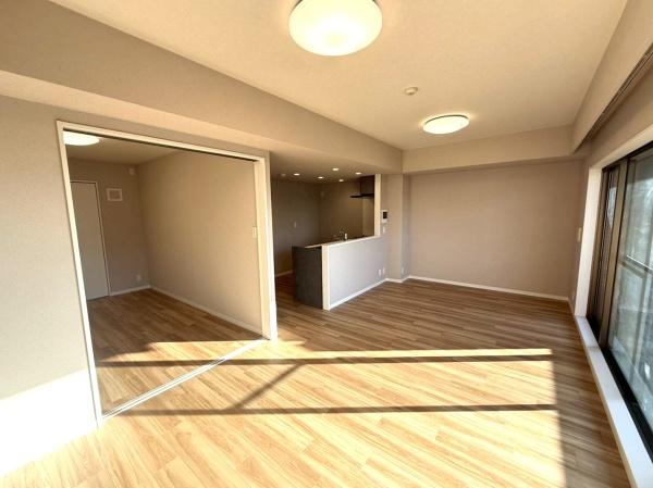 �����s�����捂��˓�3���ڂ̒��Ã}���V�����̃��r���O