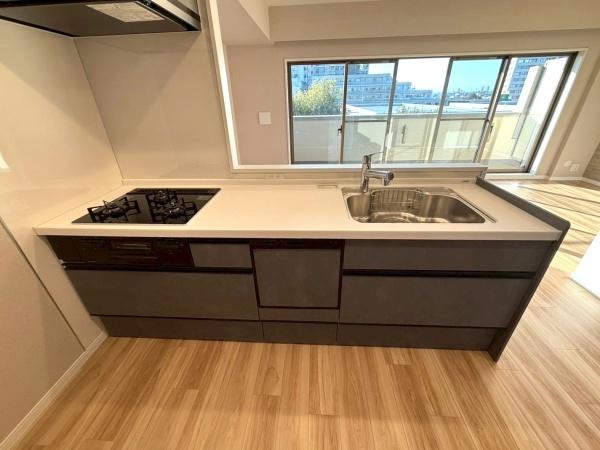 �����s�����捂��˓�3���ڂ̒��Ã}���V�����̃L�b�`��