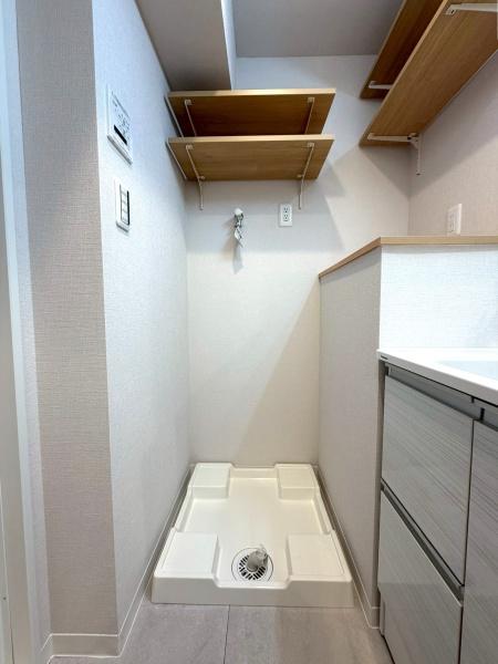 �����s������㉬1���ڂ̒��Ã}���V�����̐��ʑ�E���ʏ�