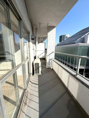 �����s������㉬1���ڂ̒��Ã}���V�����̃o���R�j�[