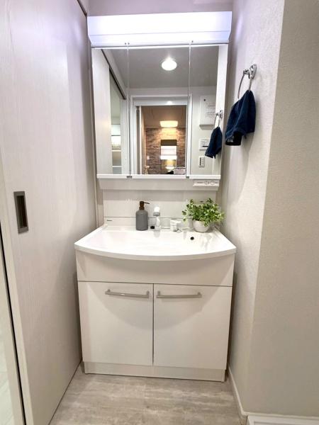 �����s�����捂��ː�1���ڂ̒��Ã}���V�����̐��ʑ�E���ʏ�