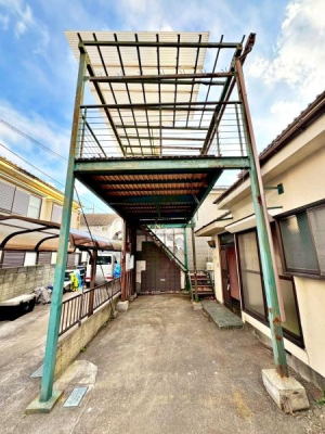 �����s�����q�s������̒��È�ˌ��Ă̒��ԏ�