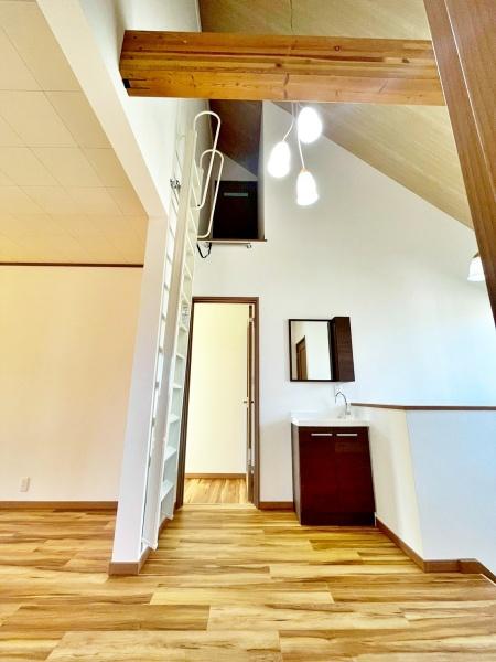 �����s�����q�s����R��1���ڂ̒��È�ˌ��Ă̐��ʑ�E���ʏ�