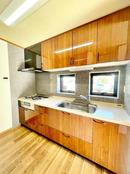 �����s�����q�s����R��1���ڂ̒��È�ˌ��ẴL�b�`��