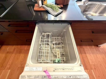 �����s�����捂��˓�1���ڂ̒��Ã}���V�����̃L�b�`��