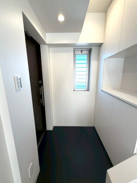 東京都杉並区高円寺北2丁目の中古マンションの玄関