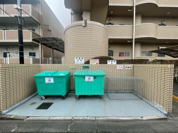 �����s�����q�s���؂̒��Ã}���V�����̂��̑����p��