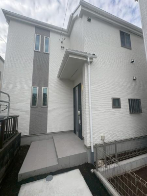 �����s�����q�s���Ԓ��̐V�z��ˌ��Ă̌��n�O�ώʐ^