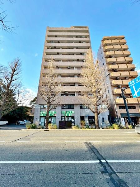 �����s�����q�s�Ǖ����̒��Ã}���V�����̌��n�O�ώʐ^