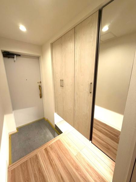 東京都杉並区善福寺1丁目の中古マンションの玄関