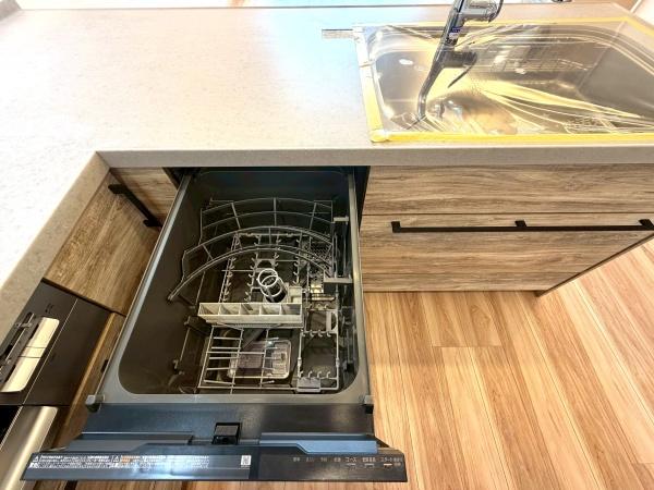 �����s������P����1���ڂ̒��Ã}���V�����̃L�b�`��