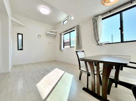 �����s�����捂��˓�4���ڂ̒��È�ˌ��Ẵ��r���O