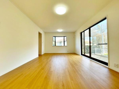 �����s�����q�s�ێR���̒��È�ˌ��Ẵ��r���O