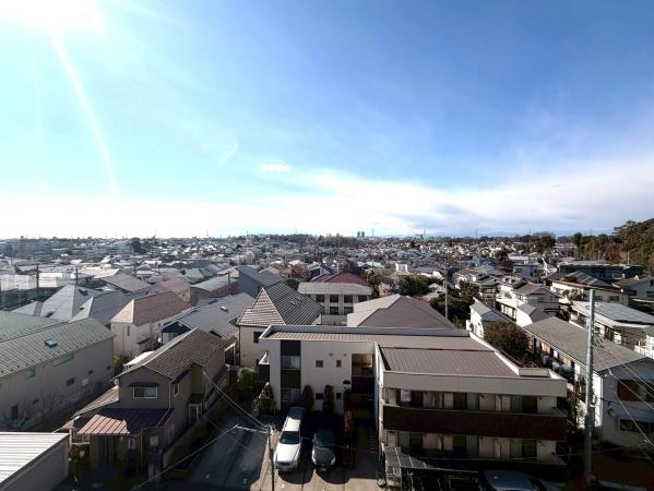 �����s������P����1���ڂ̒��Ã}���V�����̏Z�˂���̒��]�ʐ^