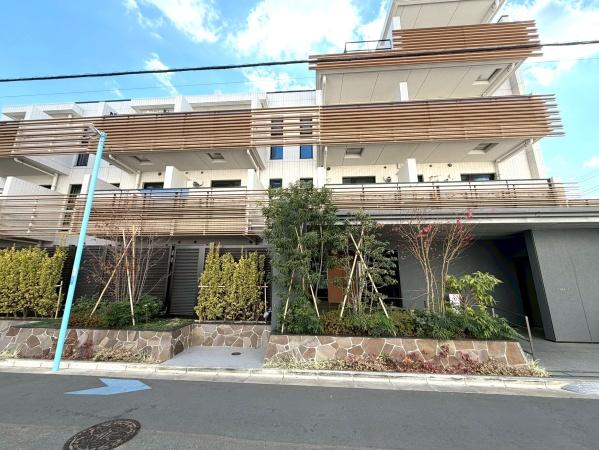 �����s������l�c�R3���ڂ̒��Ã}���V�����̌��n�O�ώʐ^