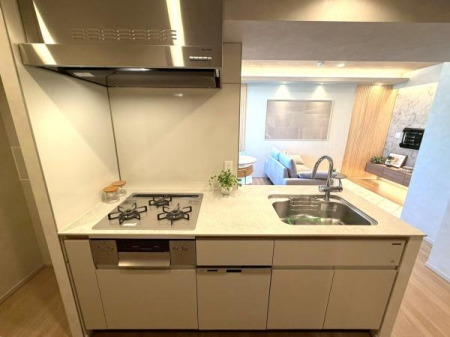 �����s������l�c�R3���ڂ̒��Ã}���V�����̃L�b�`��