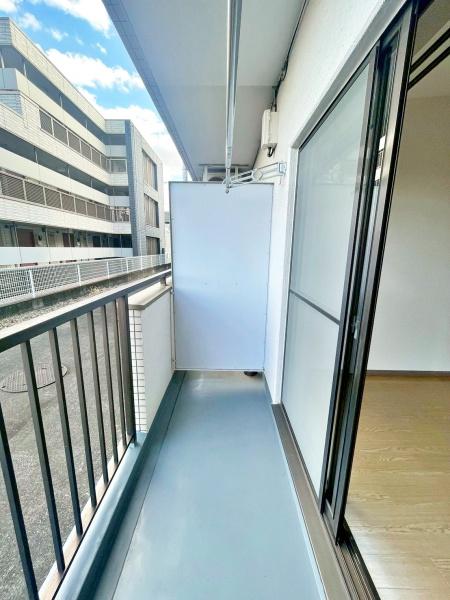 �����s����s�����u2���ڂ̒��Ã}���V�����̃o���R�j�[