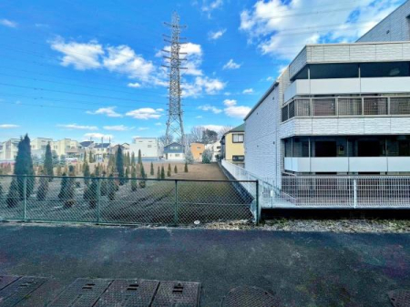 �����s����s�����u2���ڂ̒��Ã}���V�����̃o���R�j�[