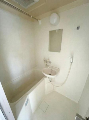 �����s����s�����u2���ڂ̒��Ã}���V�����̗���