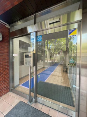 �����s�����q�s���_��4���ڂ̒��Ã}���V�����̃G���g�����X