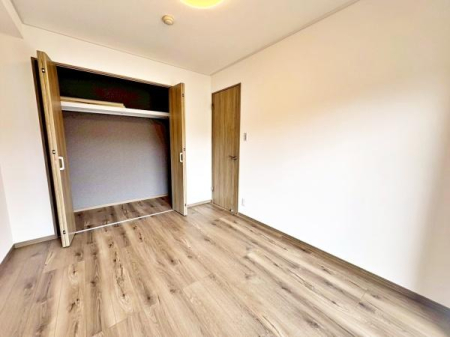 �����s�����q�s���M��2���ڂ̒��Ã}���V�����̗m��