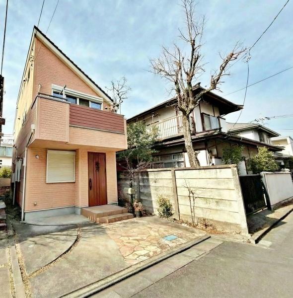 東京都杉並区松庵1丁目の中古一戸建ての駐車場