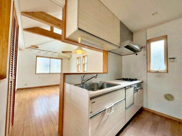 東京都杉並区松庵1丁目の中古一戸建てのキッチン