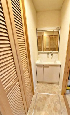 �����s�����揼��1���ڂ̒��È�ˌ��Ă̐��ʑ�E���ʏ�