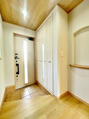 �����s�����q�s���쒬�̒��È�ˌ��Ă̌���