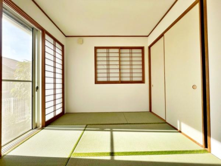 �����s�����q�s���쒬�̒��È�ˌ��Ă̘a��