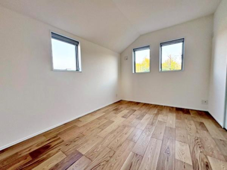 �����s�����q�s����쒬�̐V�z��ˌ��Ă̗m��