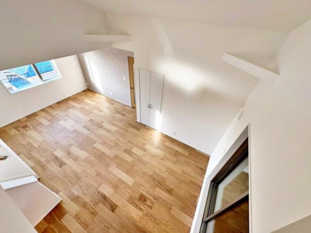 �����s�����q�s����쒬�̐V�z��ˌ��Ă̗m��