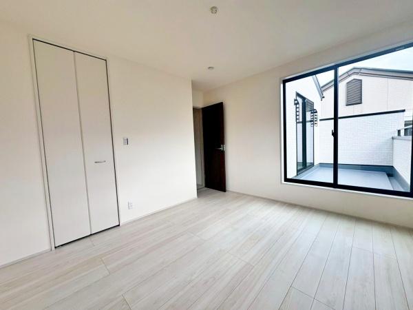 �����s�����q�s�v�ێR��2���ڂ̐V�z��ˌ��Ă̗m��